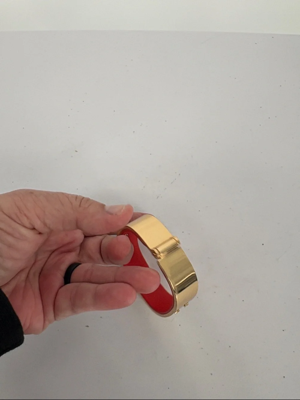 🐯 CAbi Gold-Tone Bracelet with orange leather Interior